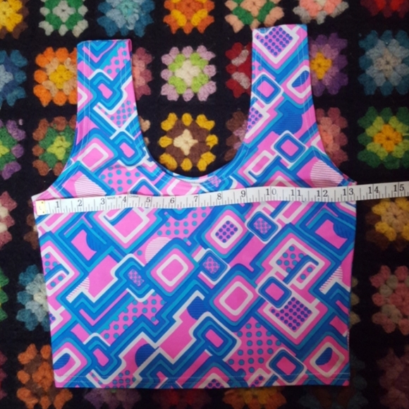 Eighties Print Crop Top - Picture 1 of 3